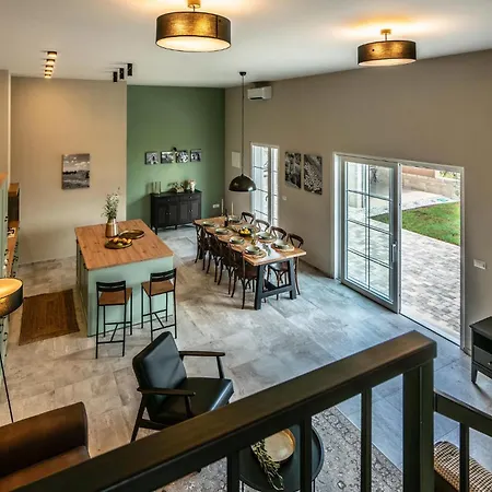 Gorgeous Home In Vizinada With Wi-Fi *